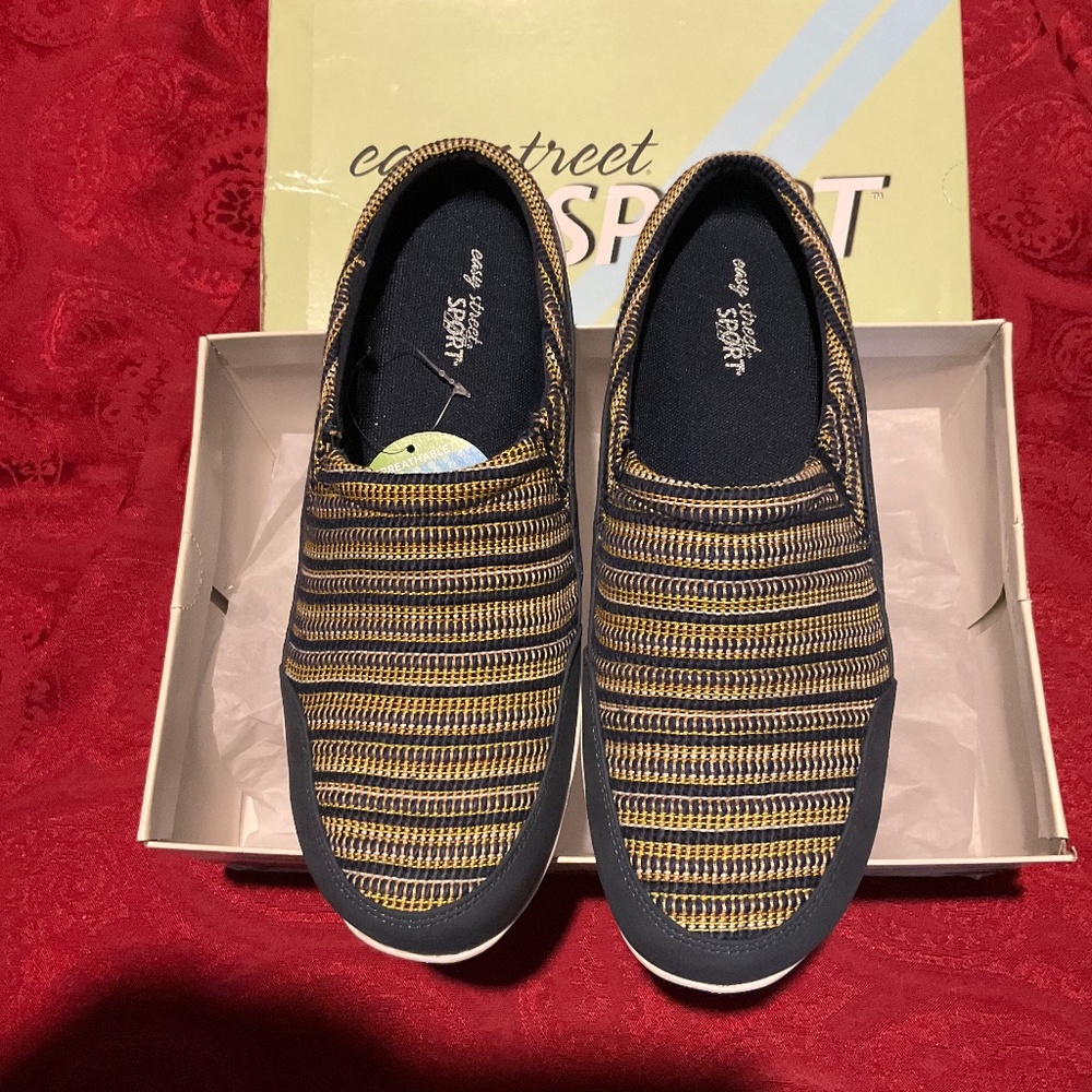 Easy Street Fleet Women’s Athliesure Shoe Mule Navy/Navy Multi Size 10 NWT